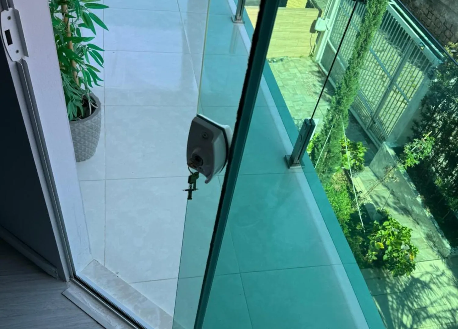 Quarto Confortavel Com Tv, Ar E Sacada Vista Jardim Florianópolis