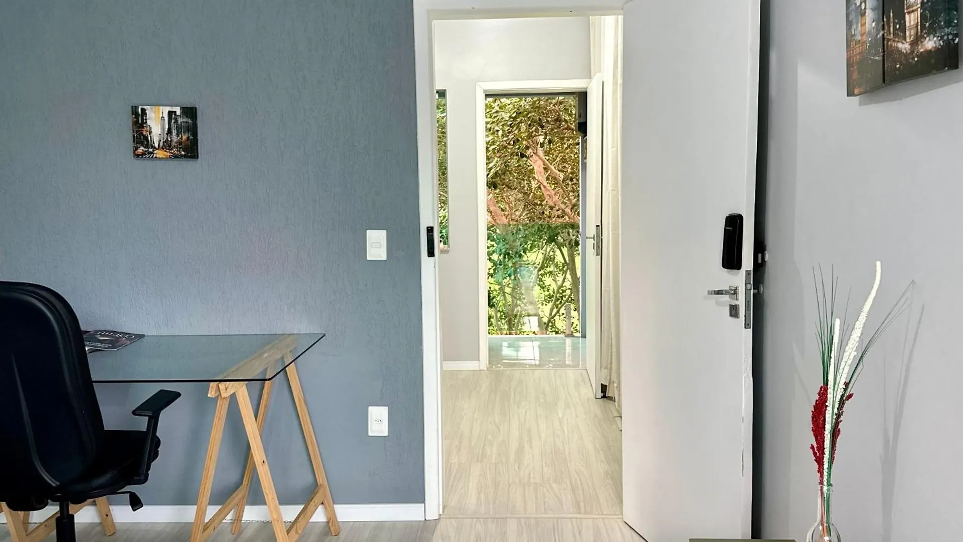 Quarto Confortavel Com Tv, Ar E Sacada Vista Jardim Florianópolis Kwatera prywatna