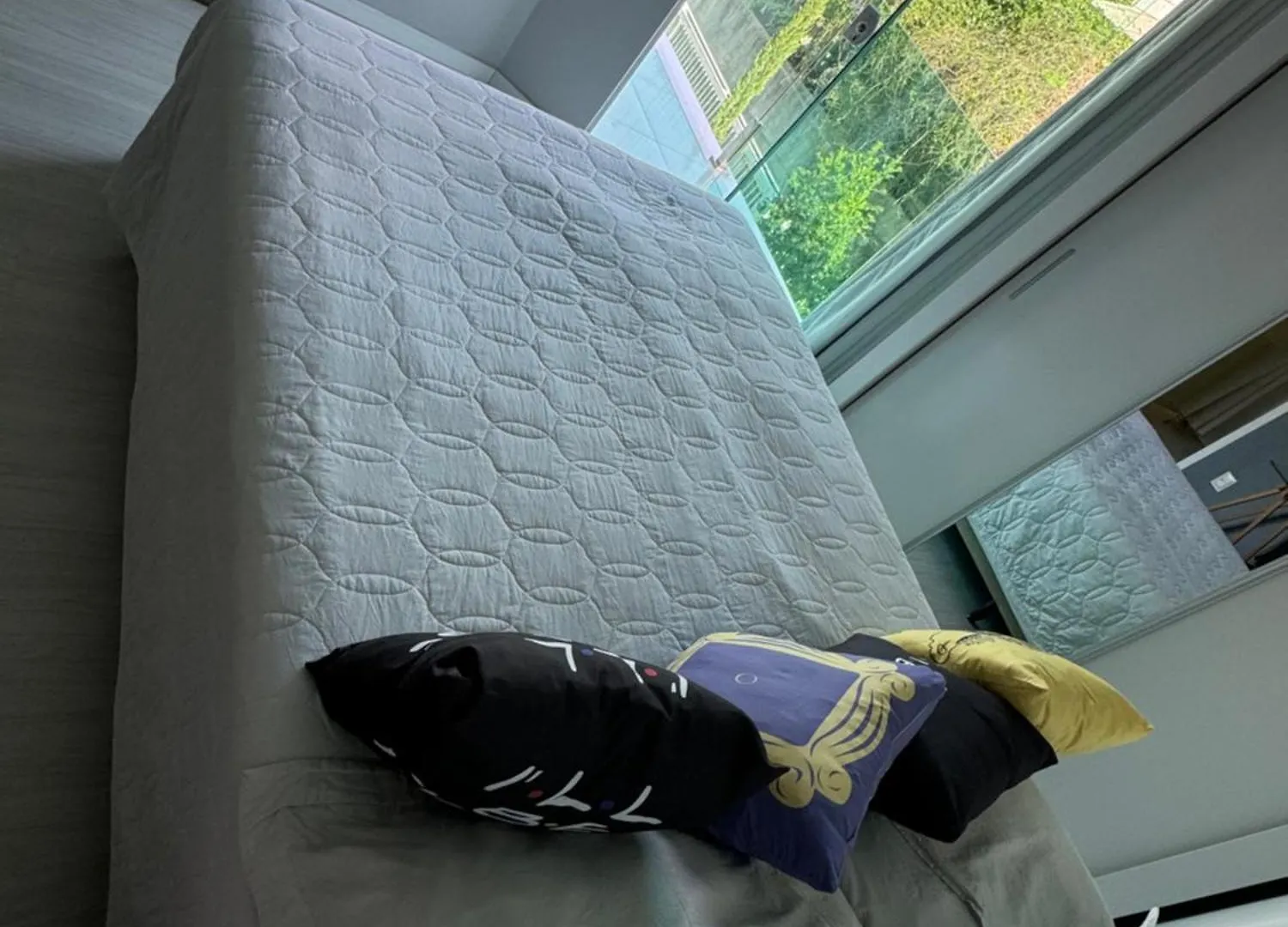 Quarto Confortavel Com Tv, Ar E Sacada Vista Jardim Florianópolis 0*,  Brasil